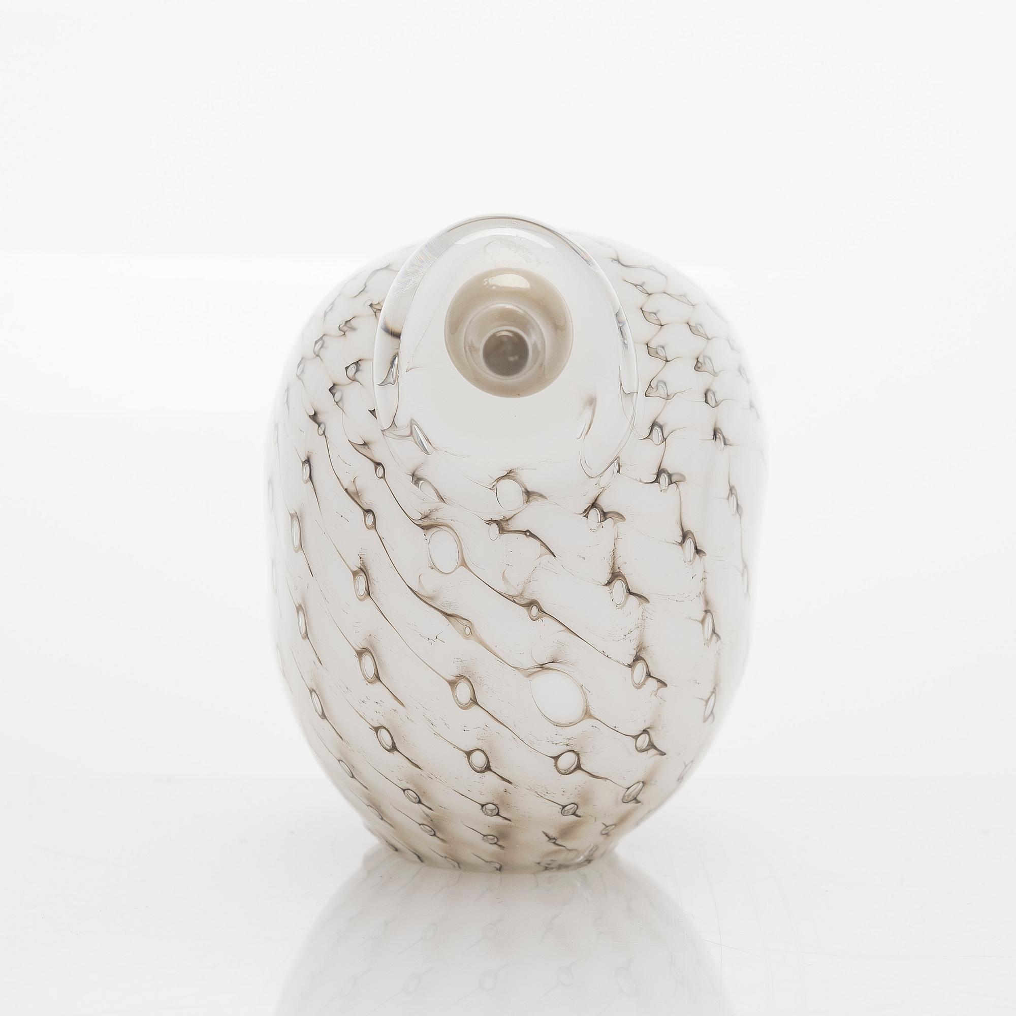 Oiva Toikka, lasilintu, "Raakel" ja muna "Raakelin tähden", signeerattu O. Toikka Nuutajärvi 2009.