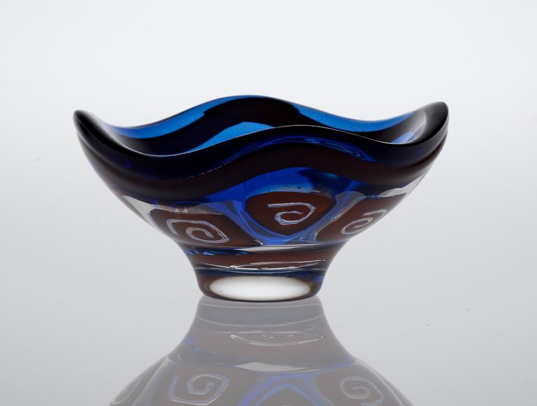 A Sven Palmqvist 'Ravenna' glass bowl, Orrefors 1971.