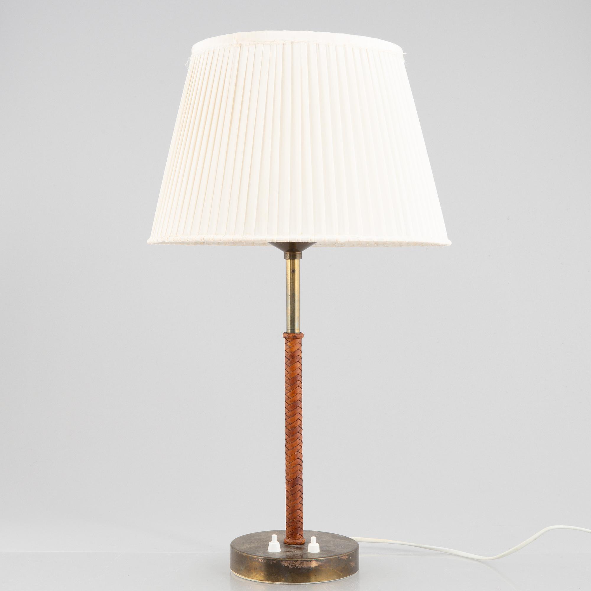 Bertil Brisborg, & Åke Hultgren, a model "2043" table lamp,  Nordiska Kompaniet 1940s-50s.