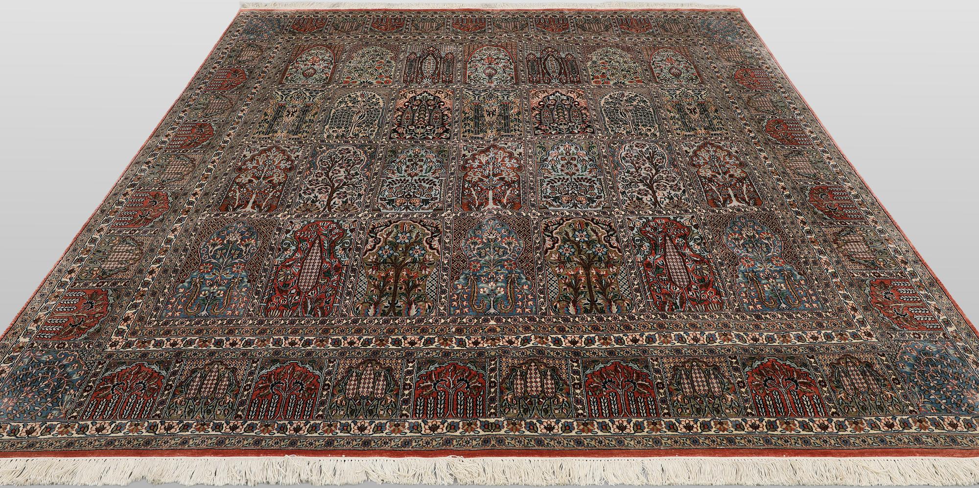Matta, Silke Kashmir, 245 x 242 cm.