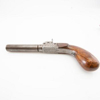 Pocket pistols two pieces, percussion lock, first half / mid 19th century.