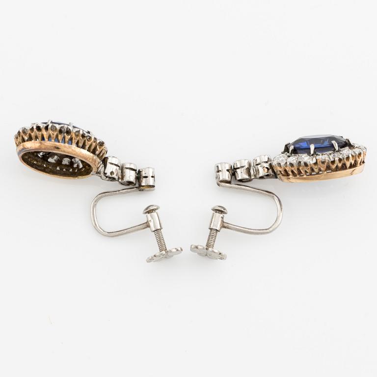 Earrings with synthetic sapphires and brilliant-cut diamonds.