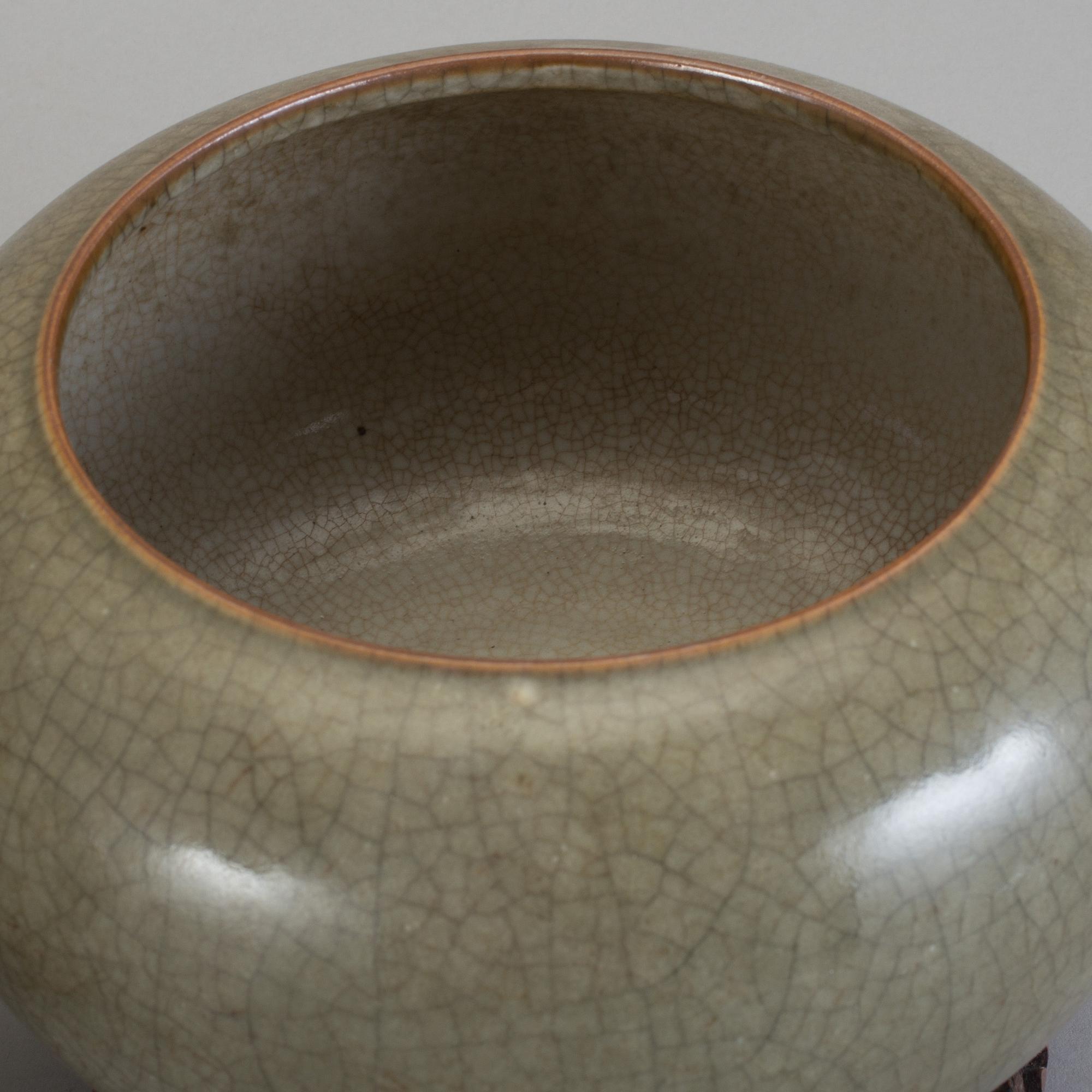 SKÅLAR, ett par, stengods, Kina, modern tillverkning.