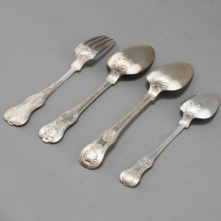 SKEDAR, 6+12+5 st, samt GAFFLAR, 3 st, silver, Sverige, 1800-tal, vikt ca 1580 g.