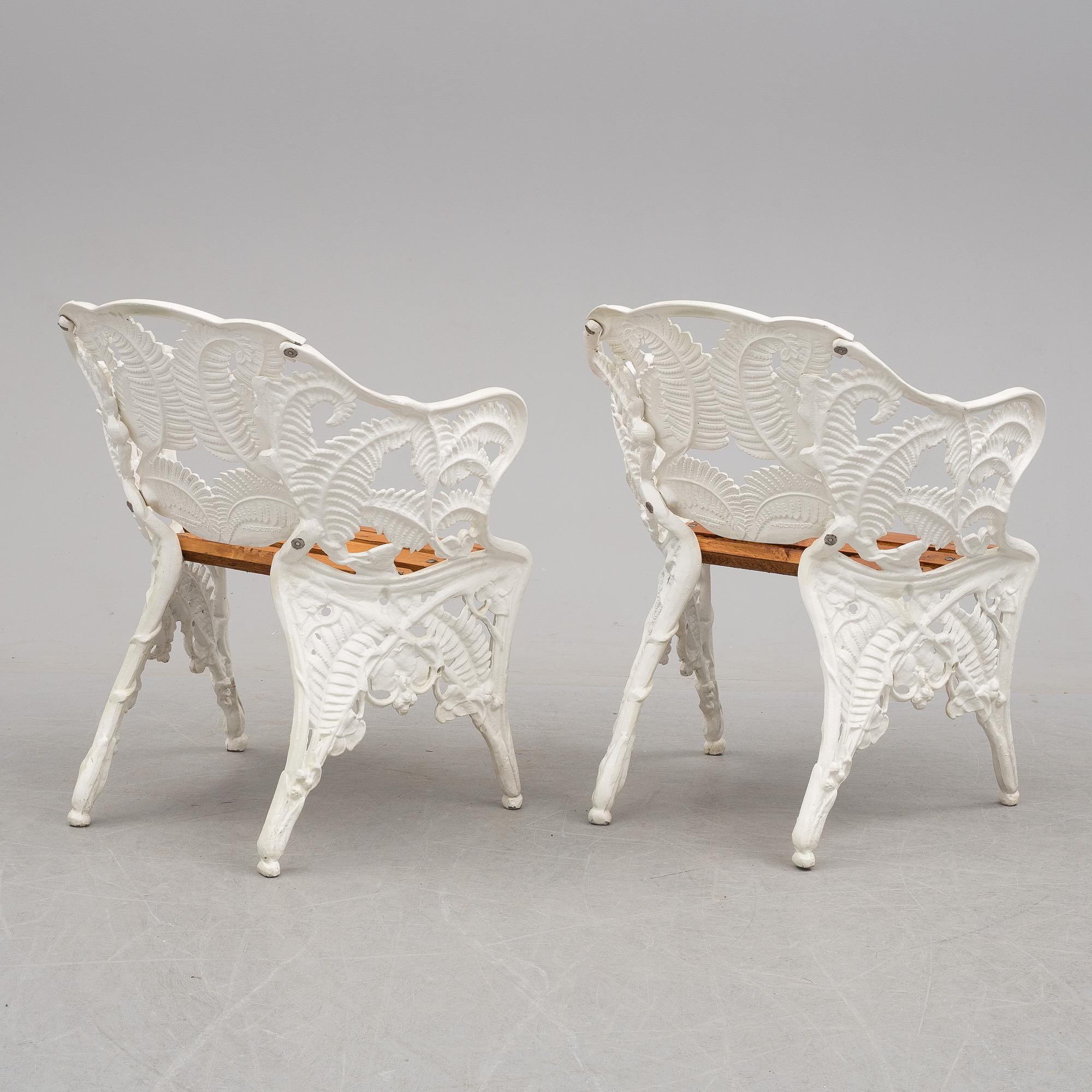 TRÄDGÅRDSGRUPP, fyra delar, metall och trä, Melins, Anderstorp, 1900-talets slut.