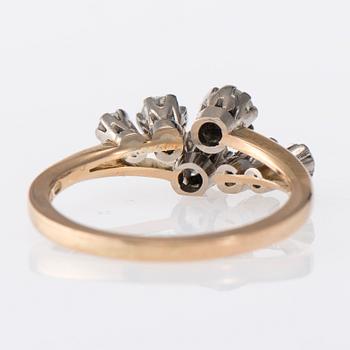RING, 18K guld, briljantslipade diamanter. Torbjörn Tillander 1983. Vikt ca 3,6 g.