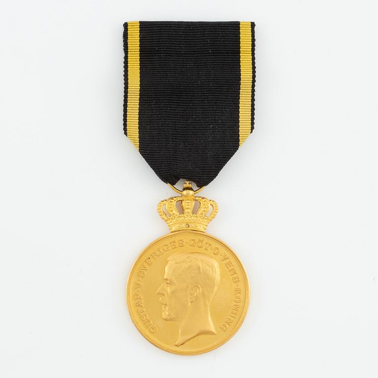 Gustav V, gold medal, Sweden. CF Carlman.