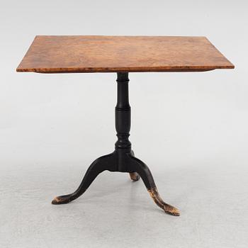 A folding table by Lars Erik Lindell (master in Köping, Sweden 1818-1843).