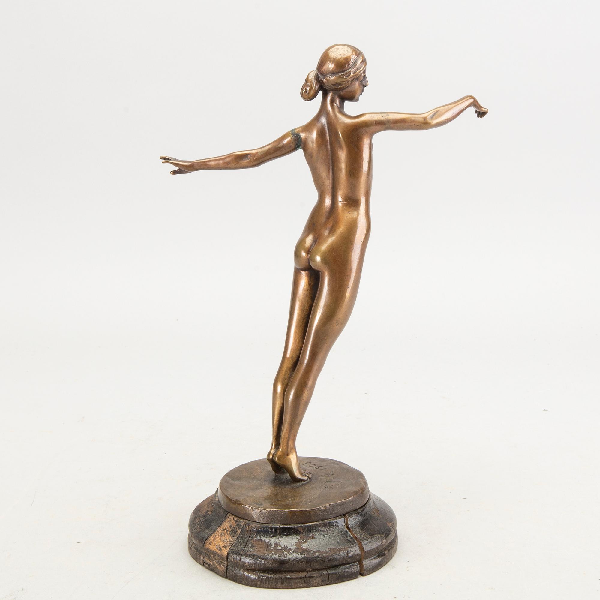 Carl Johan Bonnesen, a signed and dated bronze sculpture.