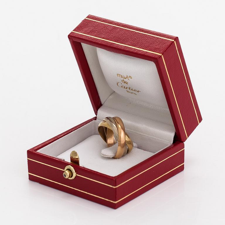 must de Cartier, An 18K gold "Trinity" ring.