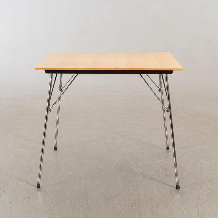 Charles Eames, table / folding table, made for Vitra.