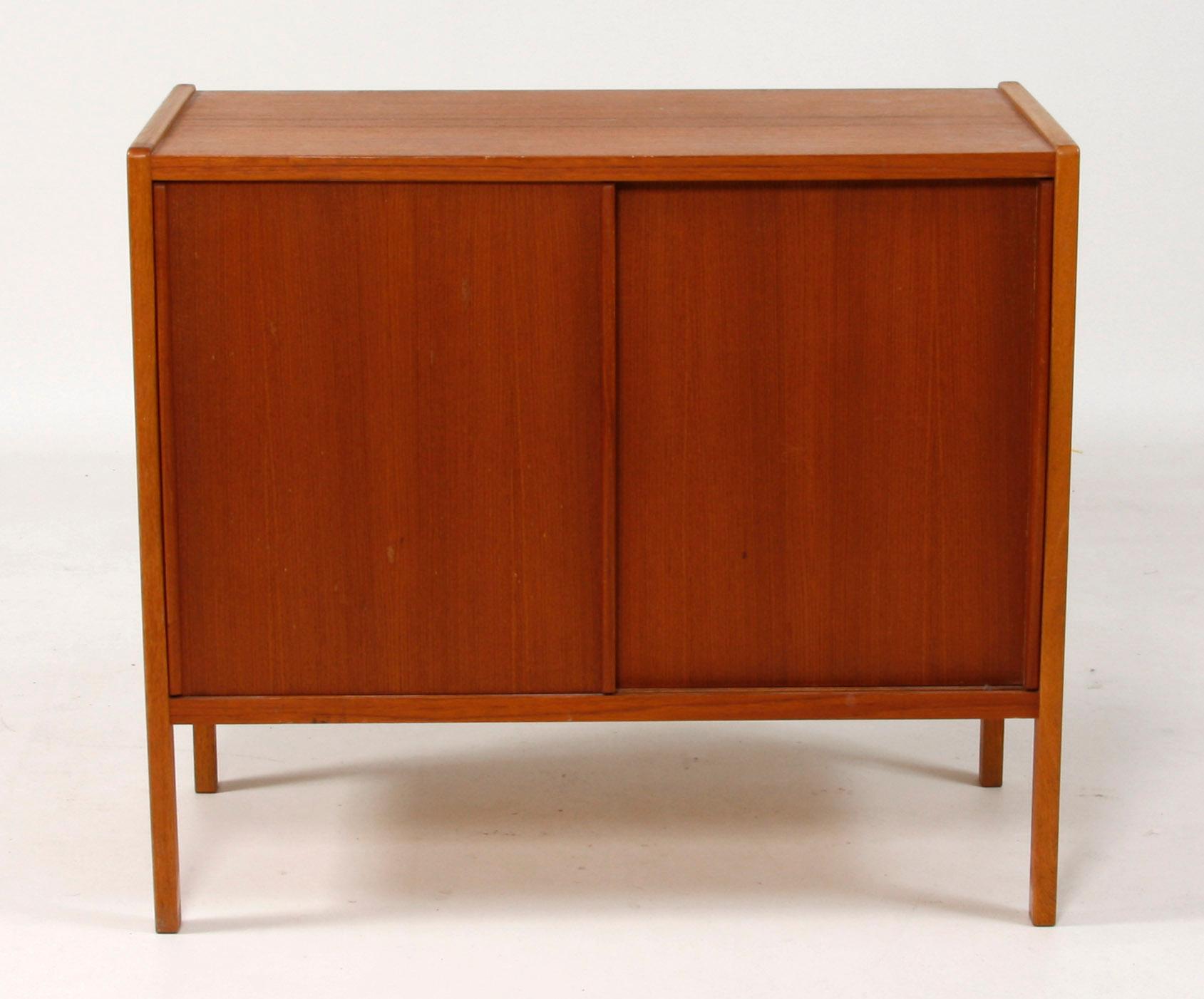 SIDEBOARD, teak, Bertil Fridhagen, Bodafors, brännstmpl.