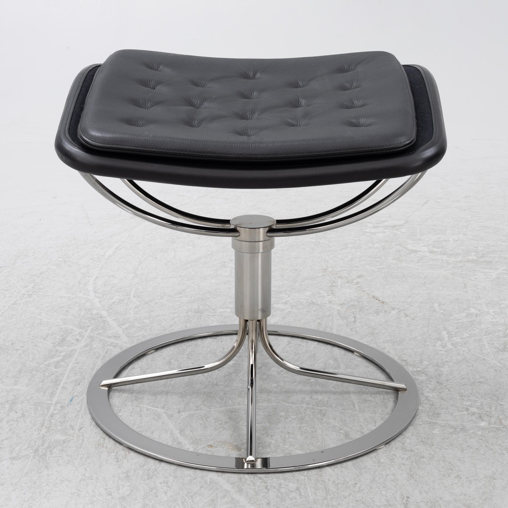 Bruno Mathsson, fåtölj med fotpall "Jetson", DUX, resp Bruno Mathsson International, Värnamo.