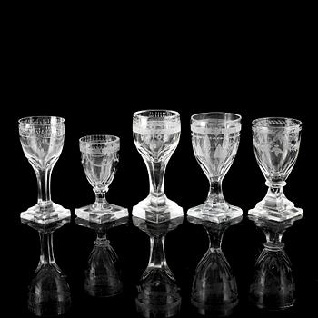 A matched set of 20 wine glasses, 19th/20th Century.