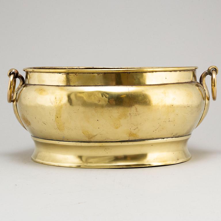 CHAMPAGNEKYLARE, mässing, troligen 1600-/1700-tal.