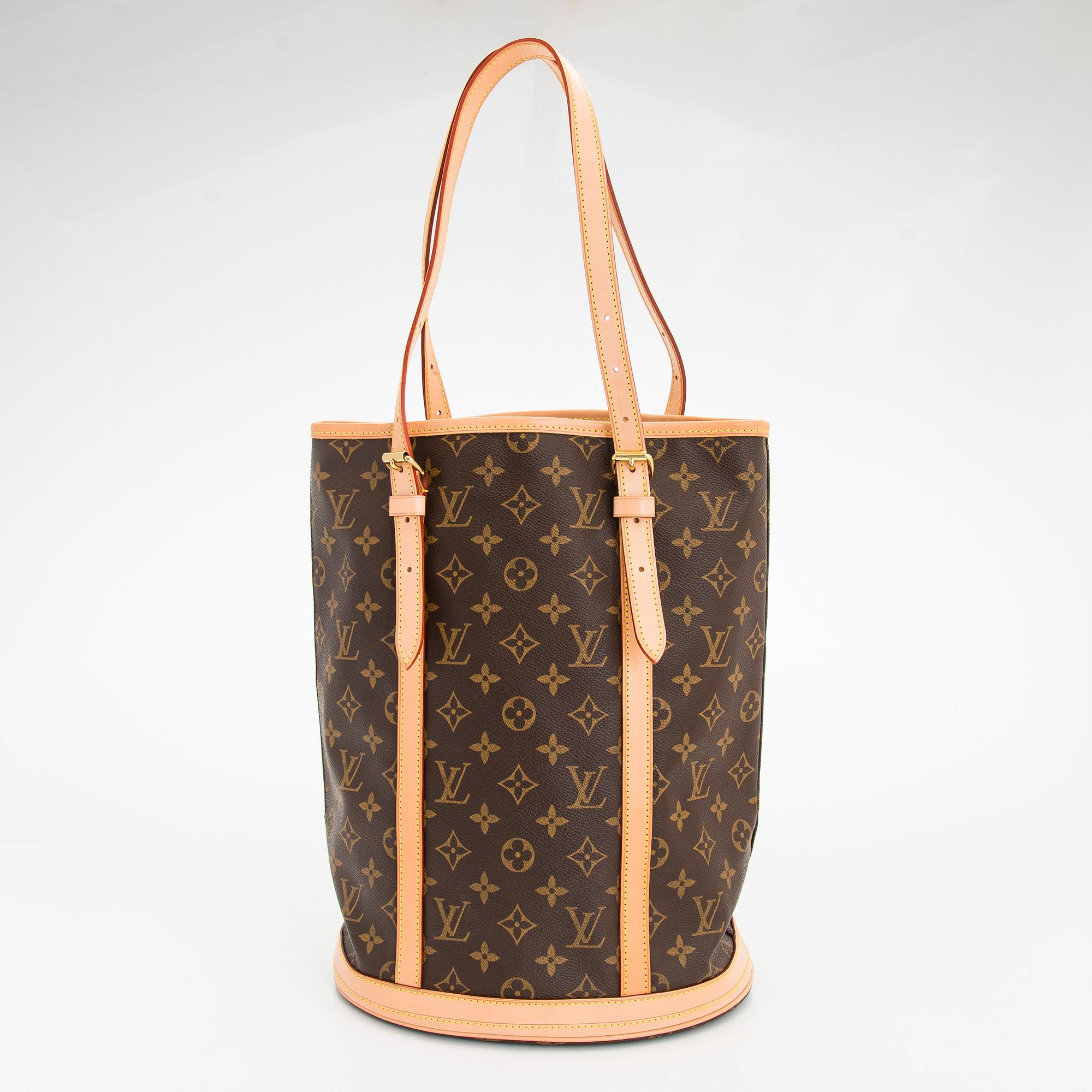Louis Vuitton, "Bucket", väska med pochette.