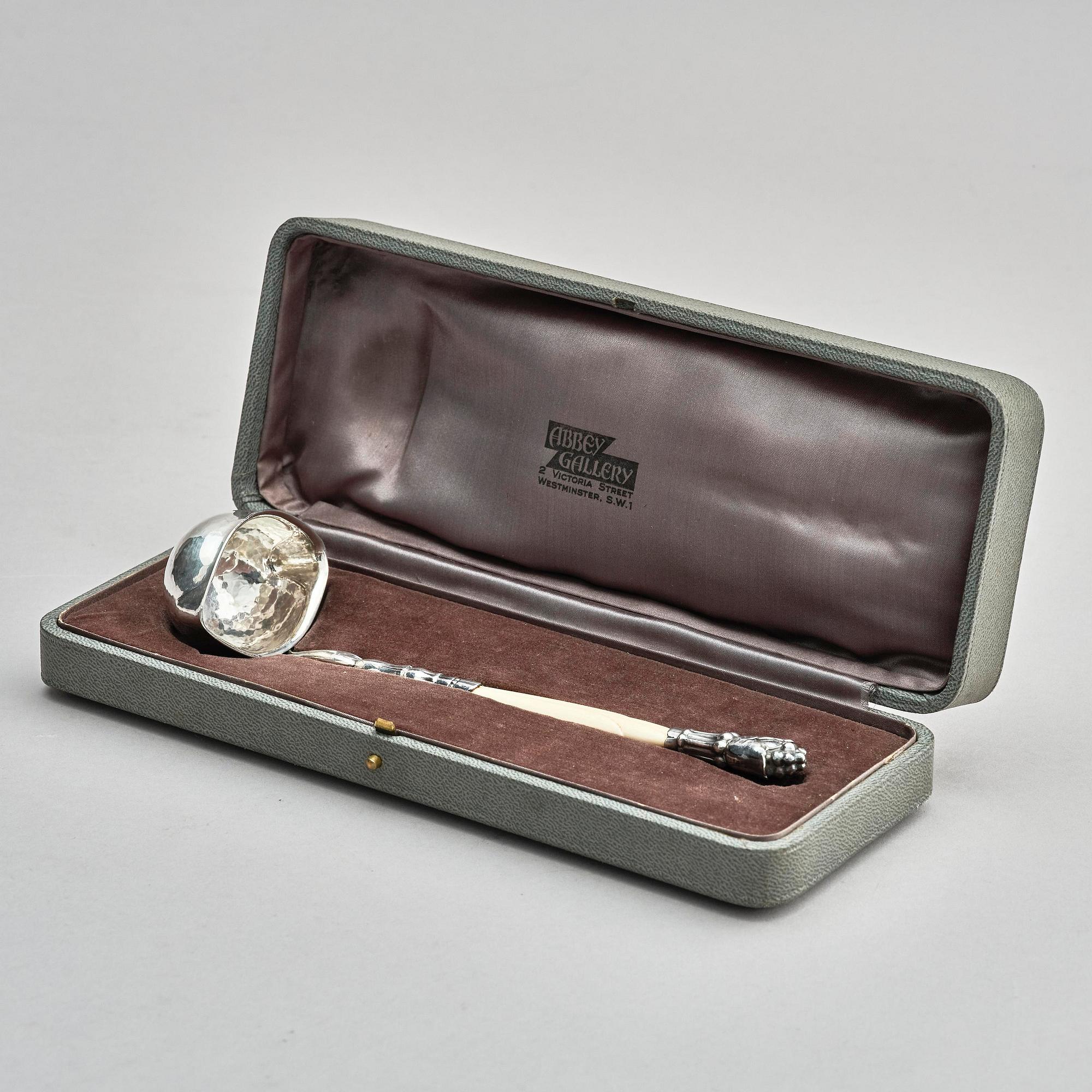 Georg Jensen, såsslev, sterling silver och elfenben, modell nr 93, Köpenhamn 1924.