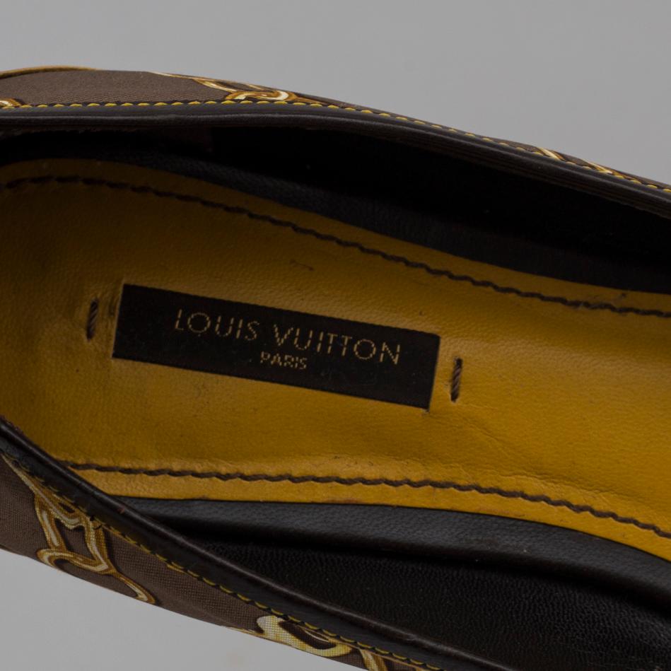 Ballerina shoes by Louis Vuitton.