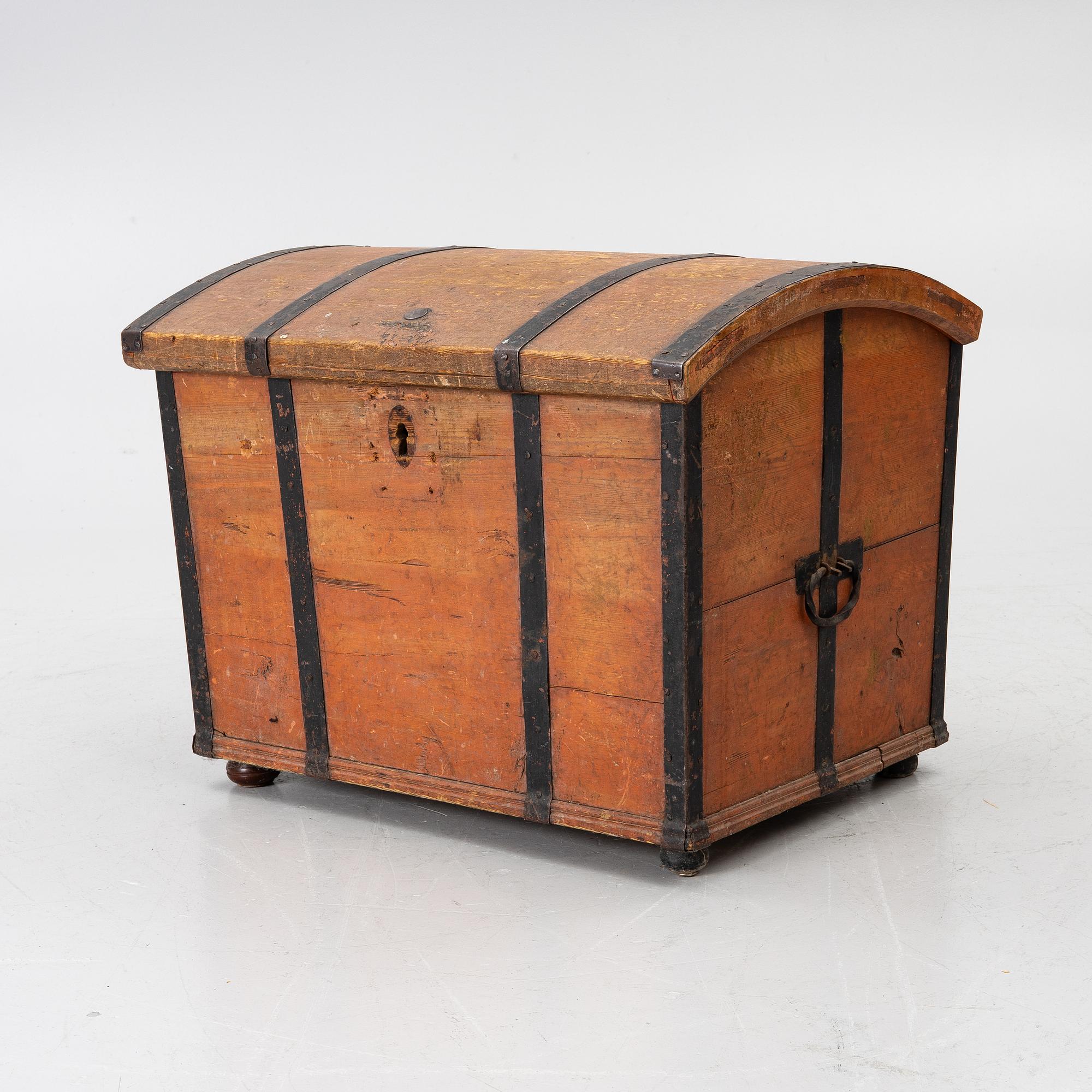 A folk art chest, Northern Sweden, 1850.