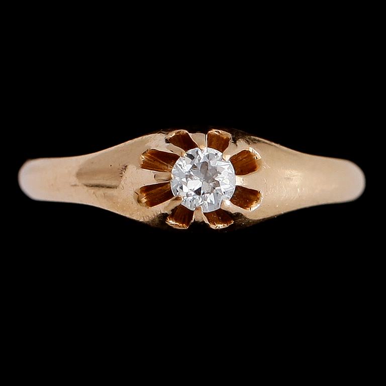 RING, 18K guld, briljantslipad diamant ca 0.15 ct. Vikt ca 2 g.