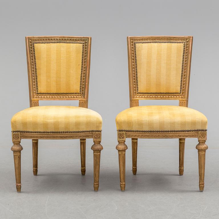 A 20th century Gustavians style chairs.