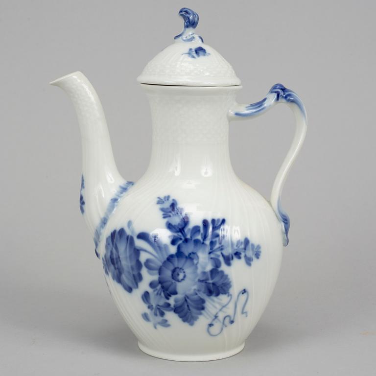 Royal Copenhagen, 28 pcs service.