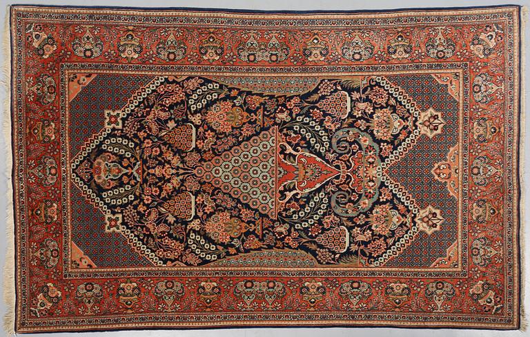 MATTA, Keshan, old/semiantik, 205/130 cm.