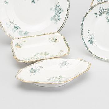 A set of circa 66 pcs porcelain service, "Wexio guld" Gustavsberg.