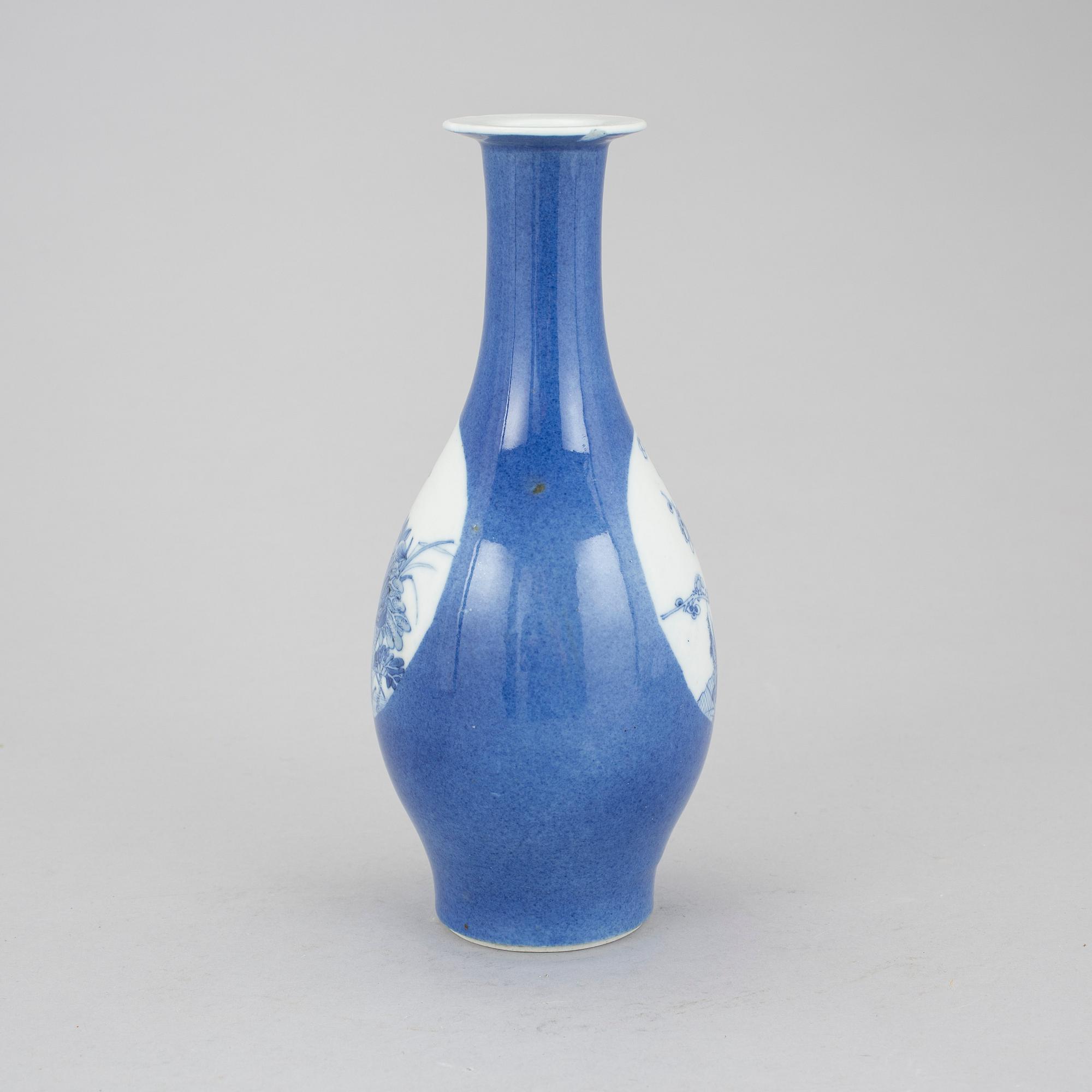 VAS, porslin, Kina, troligen 1800-tal.