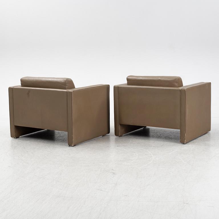 Jürgen Lange,  a pair of 'Studio' leather lounge chairs from Walter Knoll, Germany.