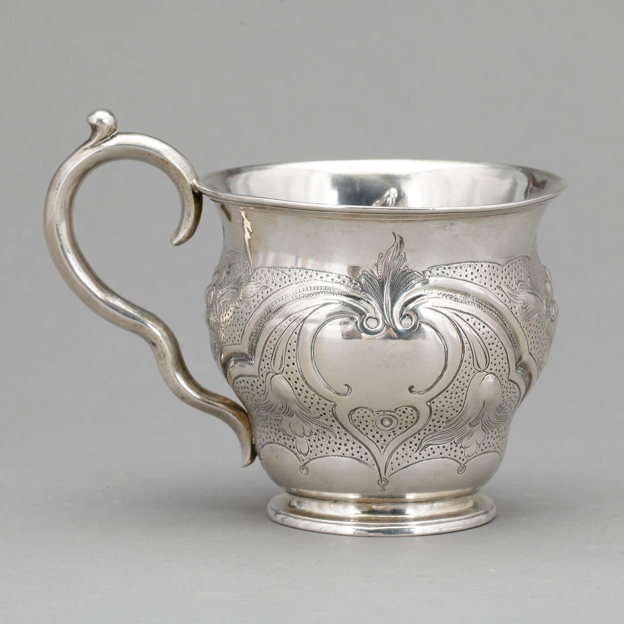MUGG, silver, St Petersburg, omkr 1800-talets mitt. ca 160 g.