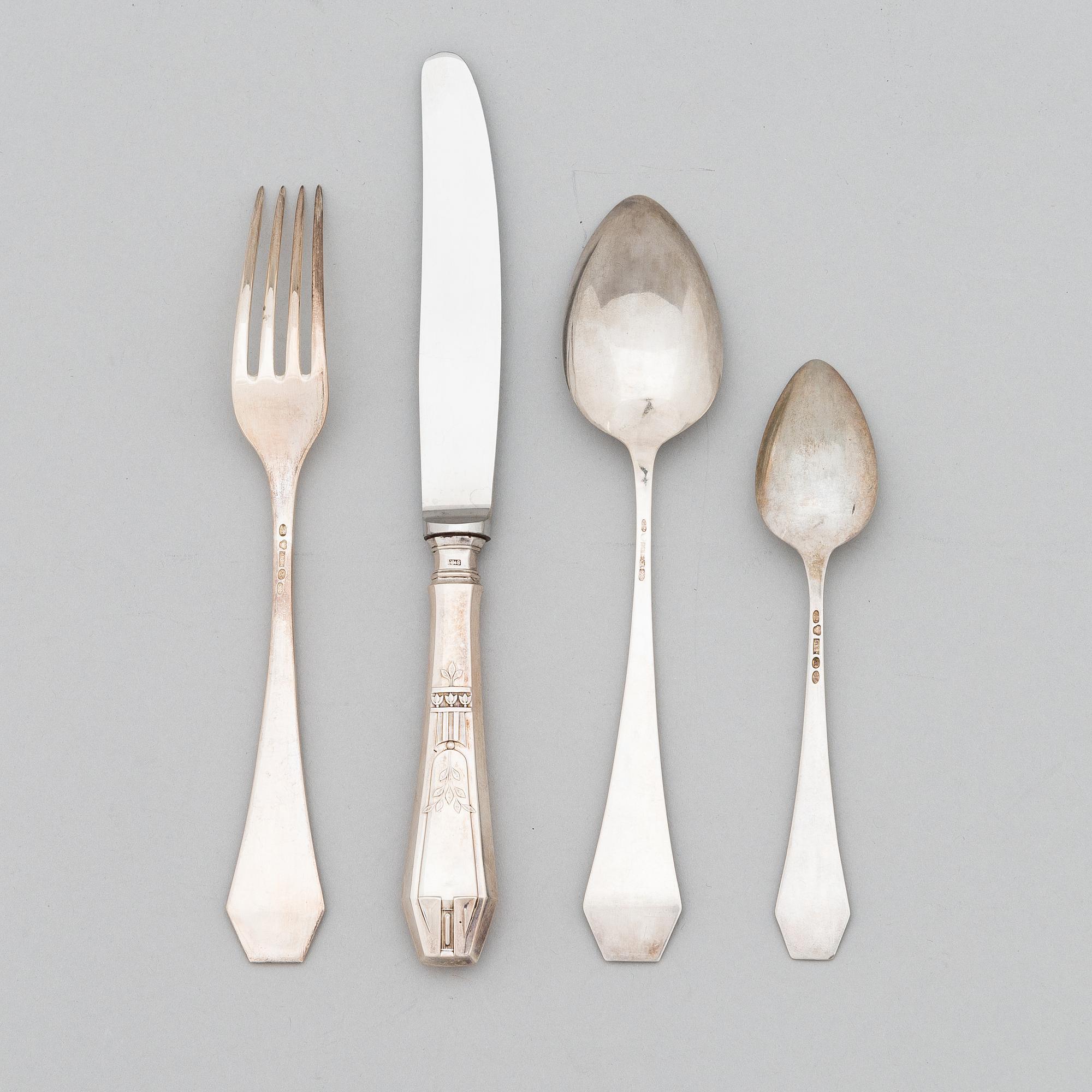 Gösta Helenius, Bestickuppsättning, 48 delar, silver, Åbo 1912 och 1915.