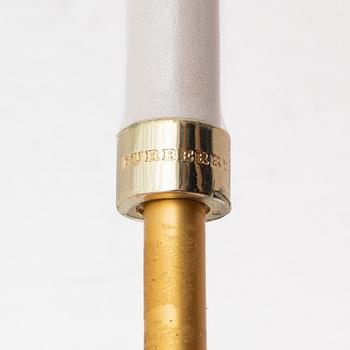 Burberry, umbrella.