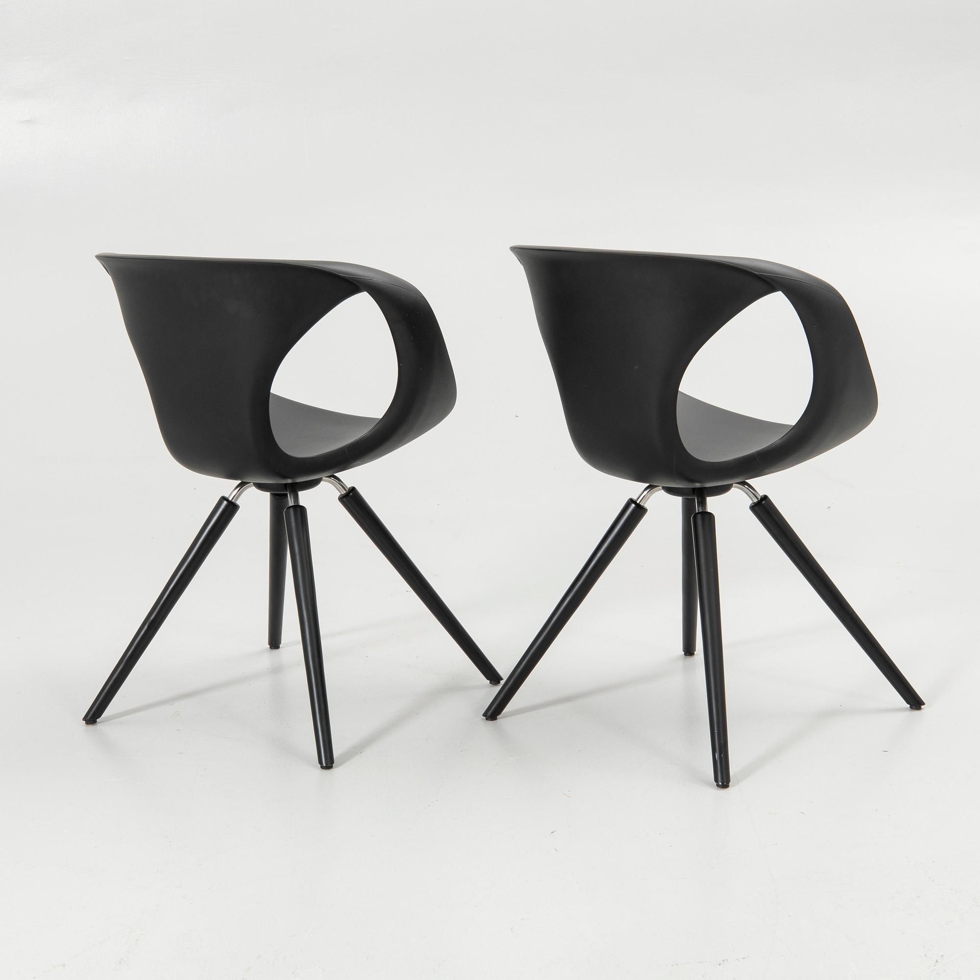 Martin Ballendat, armchairs, a pair, “Flat Armchair 923”, Tonon, Italy.