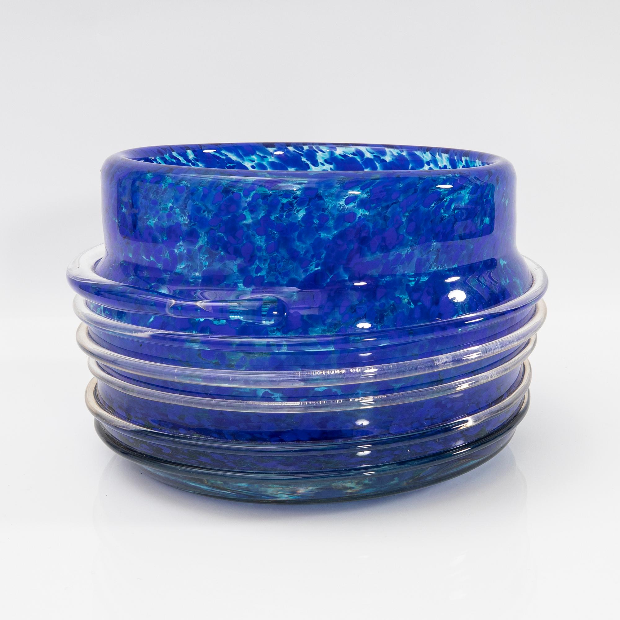 Monica Backström, Bowl, glass, "Spinning Wheel", Kosta Boda.