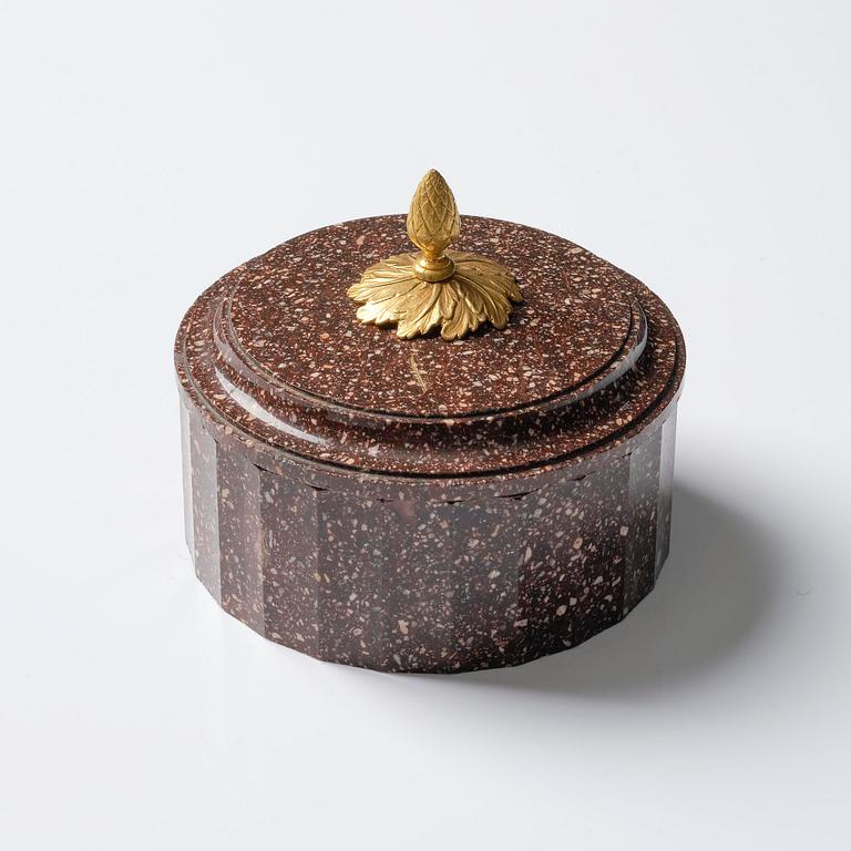 An Empire 'Blyberg' porhyry butter box from Älvdalen, Sweden, early 19th century.