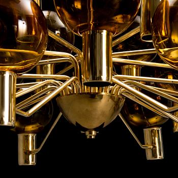 HANS-AGNE JAKOBSSON, taklampa, modell T372/24, Markaryd, 1900-talets senare hälft. Totalhöjd ca 130 cm.