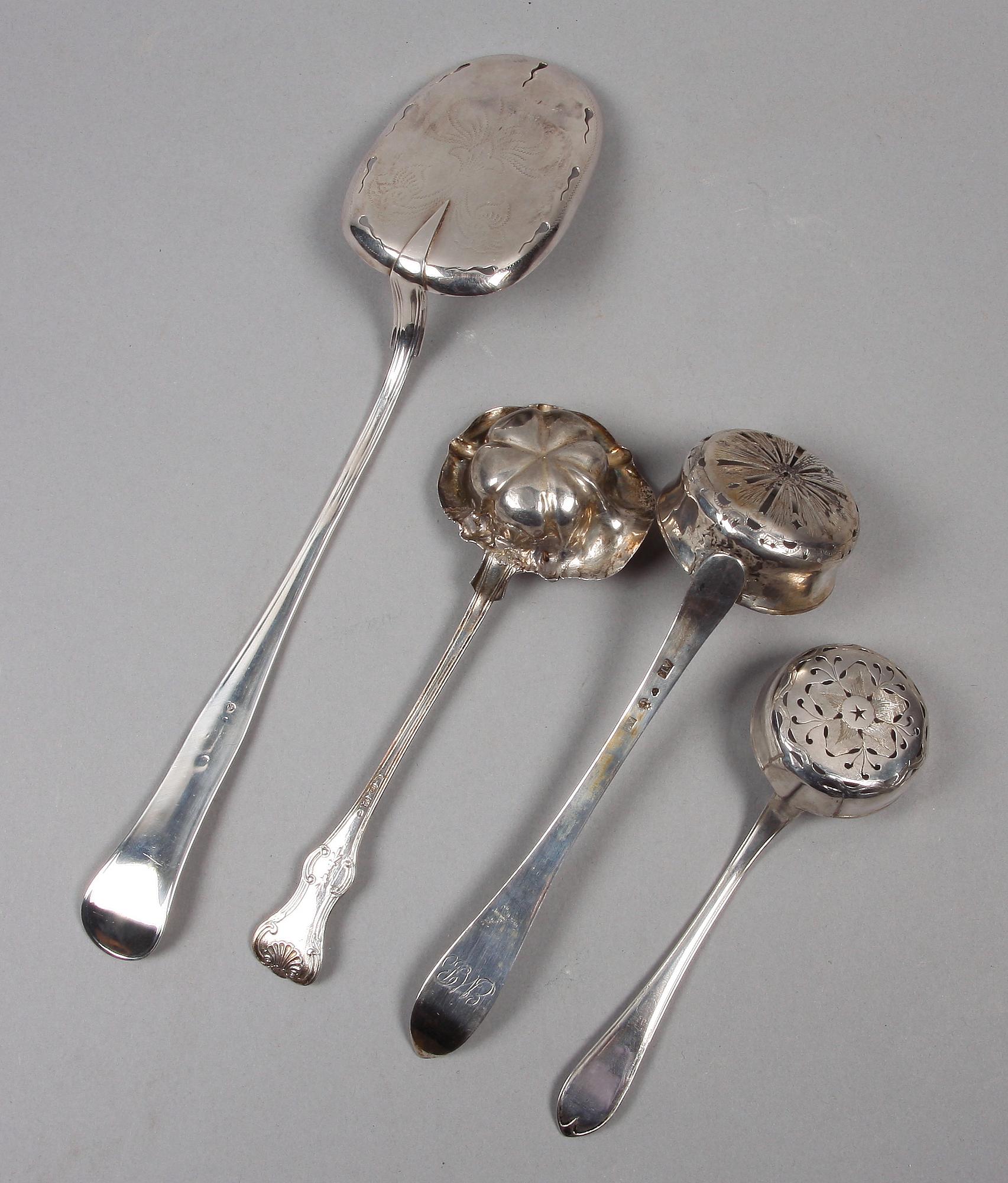 PARTI BESTICK, 4 delar, silver. 1800-tal.