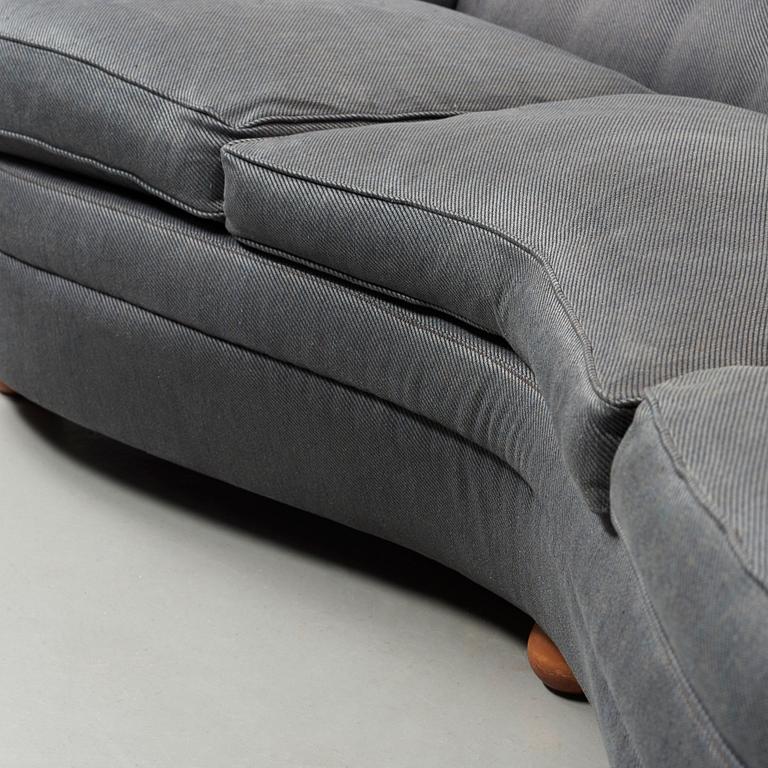 Josef Frank, a 'model 968' sofa, Svenskt Tenn, Sweden.