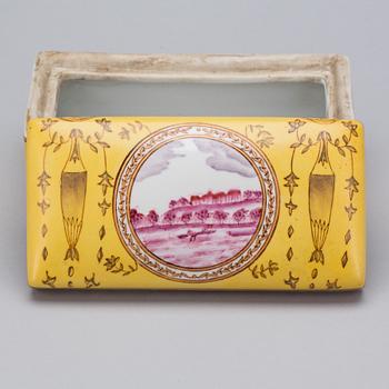 ASK MED LOCK, porslin, Kina, 1900-tal.