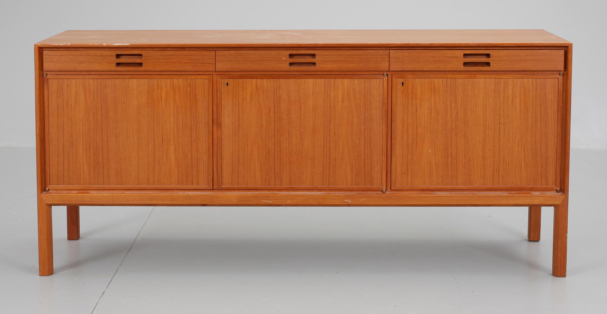 SIDEBOARD, design B Fridhagen, Bodafors 1960-tal.