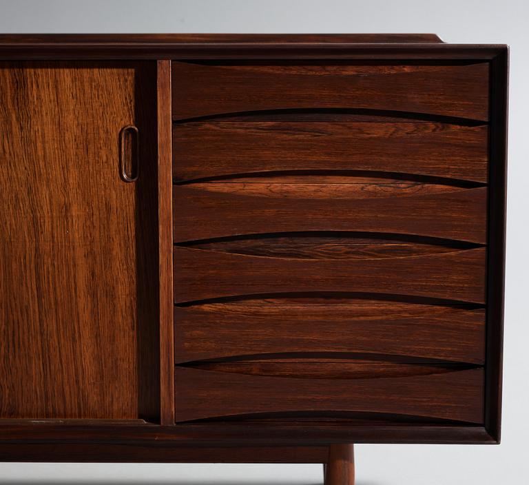 ARNE VODDER, sideboard "Nr 29", Sibast Møbler, Danmark 1960-tal.