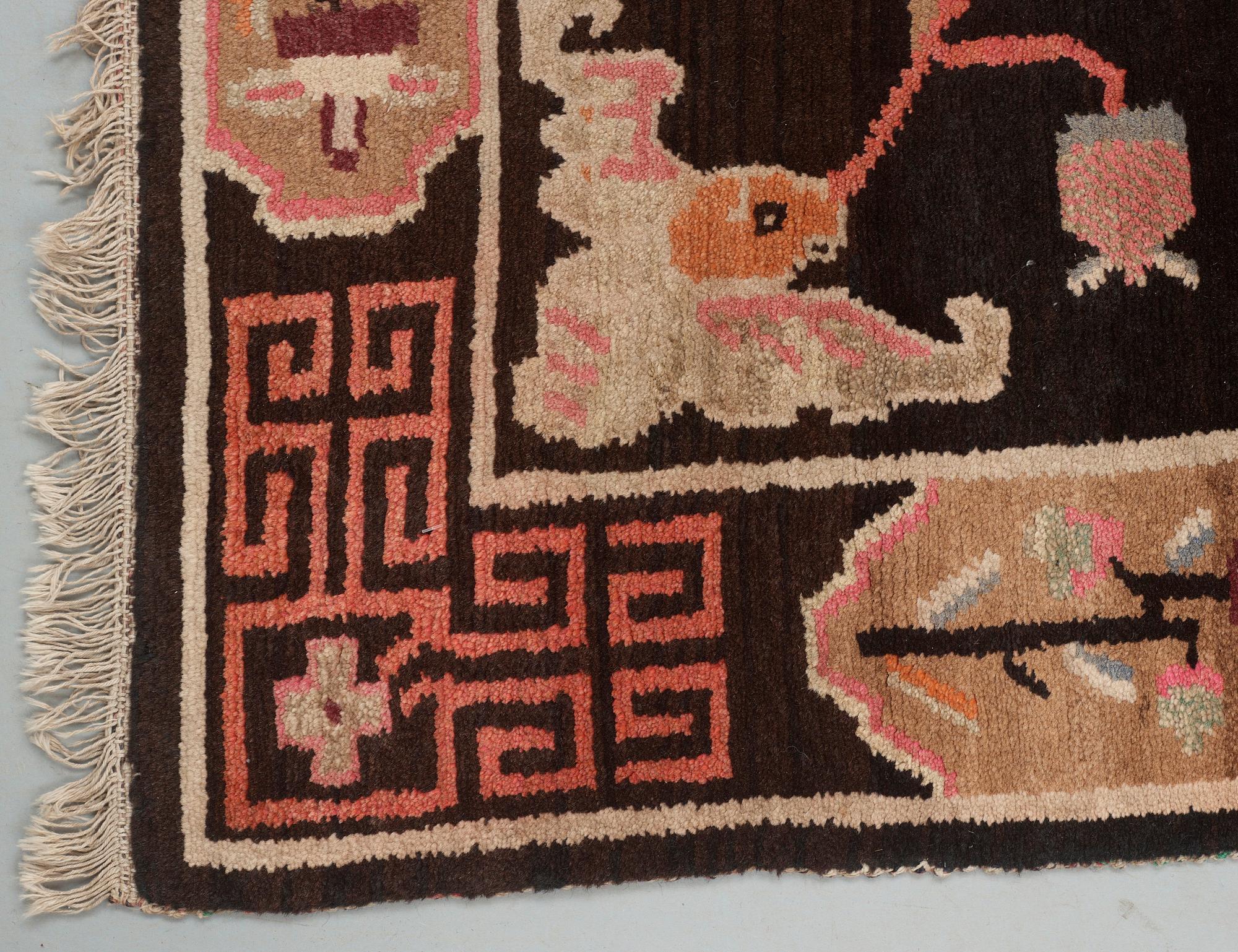 SEMIANTIK TIBET. 165 x 84,5 cm.