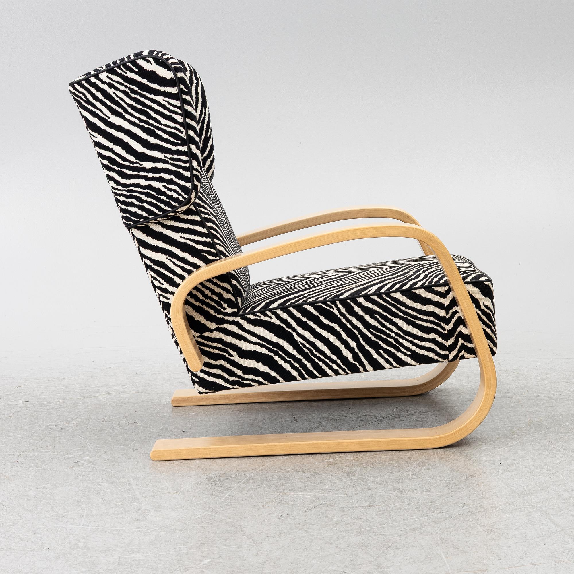 Alvar Aalto, fåtölj, modell 34 Tank, Artek, Finland, 2000-tal.