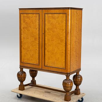 Cabinet, Art Deco, first half of the 20th century.
