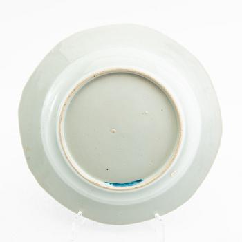 Deep plates 13 pcs. China, circa 1800 porcelain.