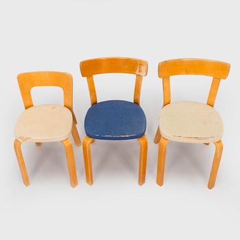 Alvar Aalto, tuoleja 2 kpl,  malli 69 sekä tuoli malli A 65, O.Y. Huonekalu- ja Rakennustyötehdas A.B. 1950-luvun alku.