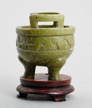 RÖKELSEKAR, grön sten, Kina.