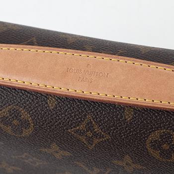 Louis Vuitton, a 'Pochette Metis' handbag with extra shoulder strap, 2020.