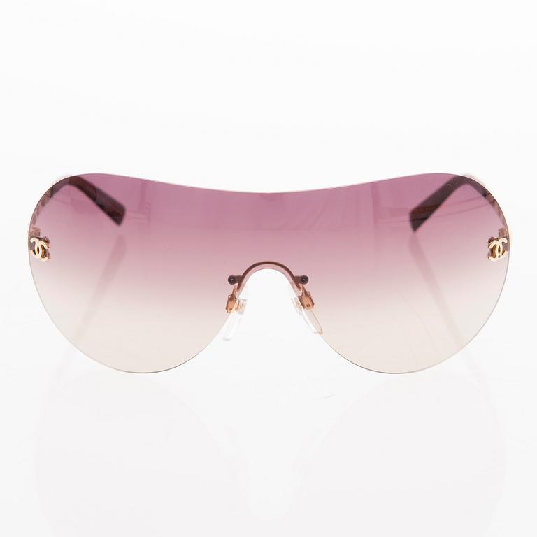 A Pair of Frameless Goldtone Sunglasses, Model 4118.